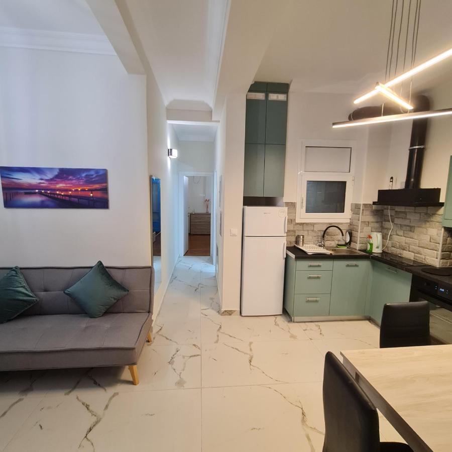 Full Apartment Near Kato Patissia Atenas Exterior foto